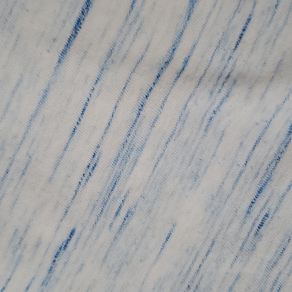 GAP Blue Tshirt - Picture 3 of 3